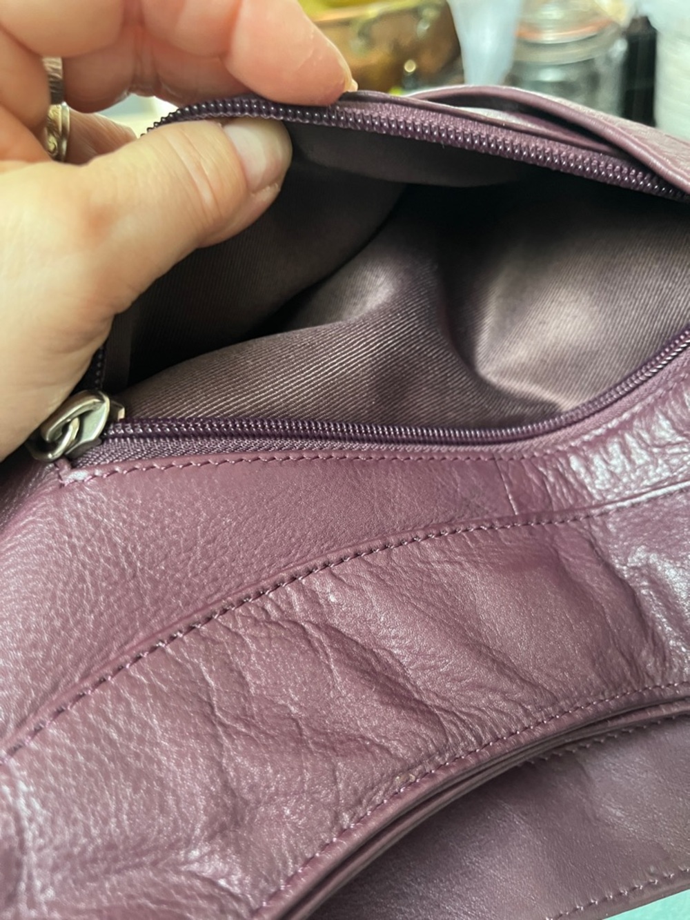 JBG International Burnished Plum Leather Bag - Picture 12 of 15